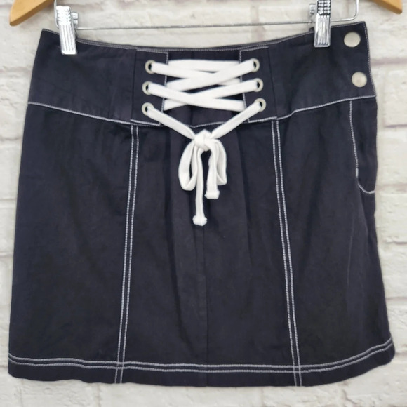 ASOS Black Lace Up Goth Steampunk Mini Skirt Side Zip Size US 6 NEW - Picture 9 of 12